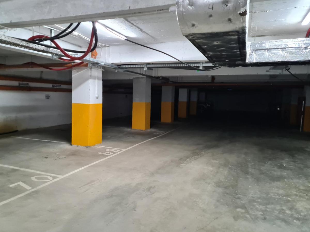 Ultracentral 5* Boutique Hotel Style Apartment. Brand New. 2 Rooms. Spacious. Free Parking Cluj-Napoca Exterior foto
